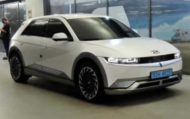 수원중고차할부구매 아이오닉 5 롱 레인지 4WD 매물 사진 6 - 2023/07 38,147km